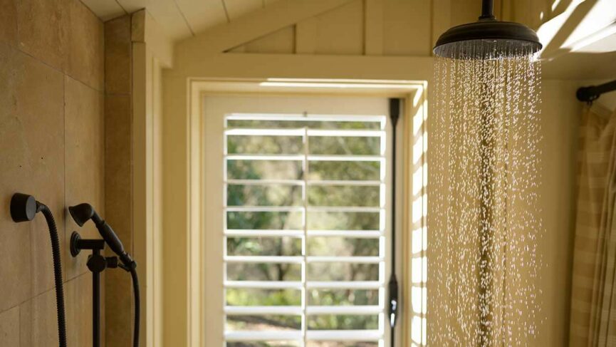FROST_Cliff-Lede-DSC_7679 Poetry Inn Robert Frost Suite Outdoor Waterfall Shower