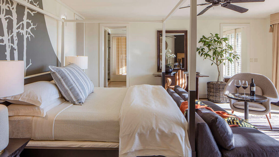 Frost_BedR Poetry Inn Robert Frost Suite Bedroom